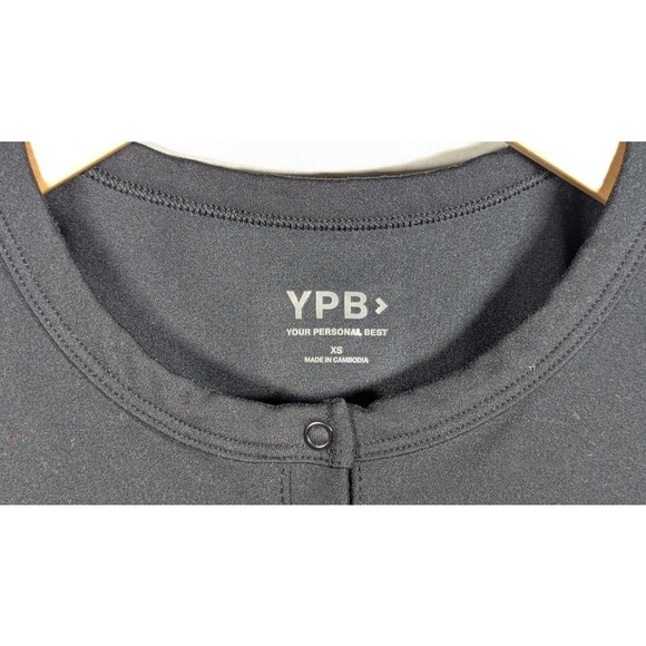 Abercrombie & Fitch YPB SculptLUX Plunge Henley Slim Top, Size XS Black - Picture 2 of 5